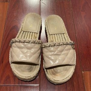 Chanel Beige Quilted Leather CC Chain Flat Espadrille Slides Size 37